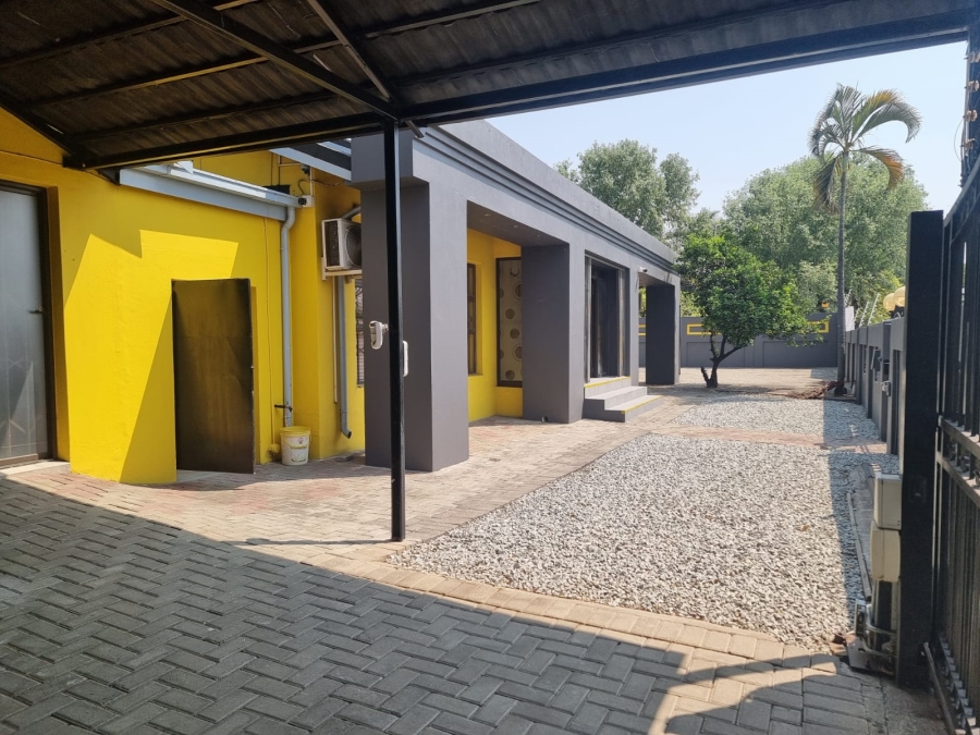 Commercial Property for Sale in Bodorp North West